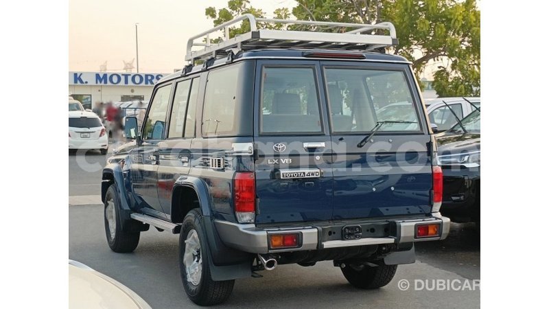 Big with watermark toyota land cruiser ashanti import dubai 48403