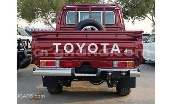 Buy Import Toyota Land Cruiser Red Car in Import - Dubai in Ashanti Buy Import Toyota Land Cruiser Red Car in Import - Dubai in Ashanti