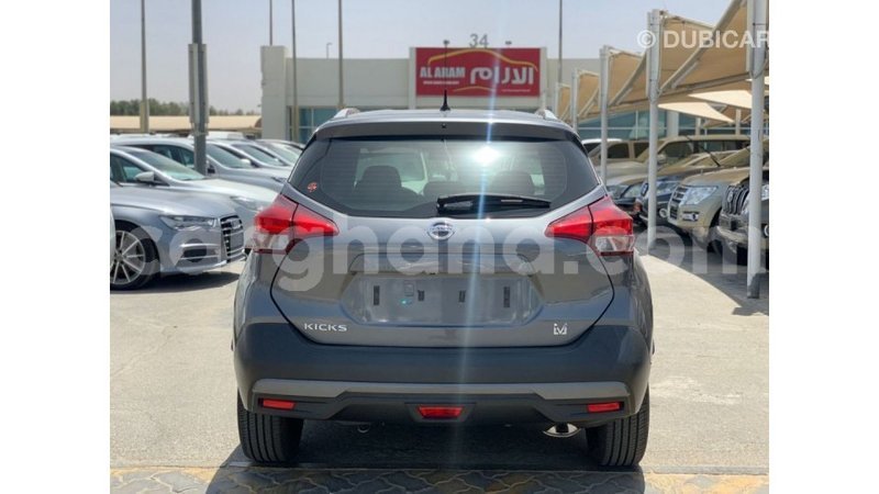 Big with watermark nissan evalia ashanti import dubai 48407