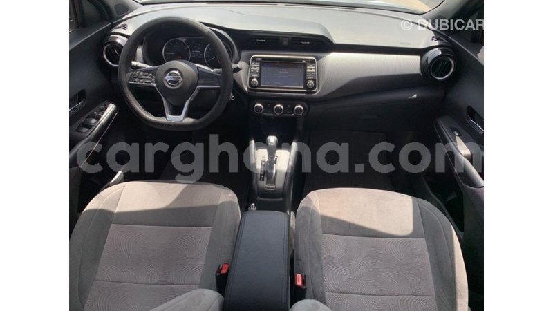 Big with watermark nissan evalia ashanti import dubai 48407