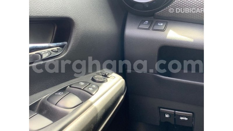 Big with watermark nissan evalia ashanti import dubai 48407