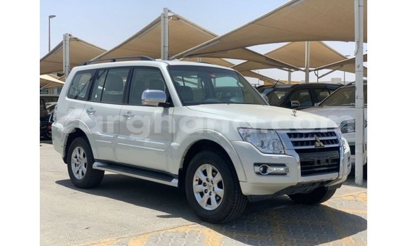 Ra Imported Mitsubishi Pajero funfun Ọkọ̀ in Import - Dubai ni Ashanti Ra Imported Mitsubishi Pajero funfun Ọkọ̀ in Import - Dubai ni Ashanti