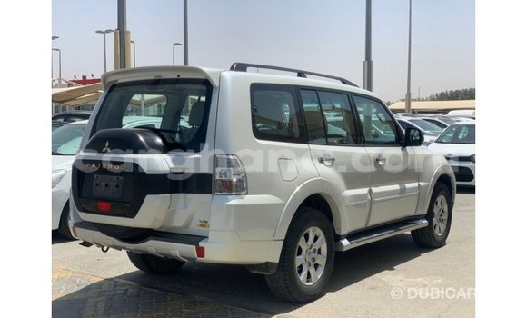 Ra Imported Mitsubishi Pajero funfun Ọkọ̀ in Import - Dubai ni Ashanti Ra Imported Mitsubishi Pajero funfun Ọkọ̀ in Import - Dubai ni Ashanti
