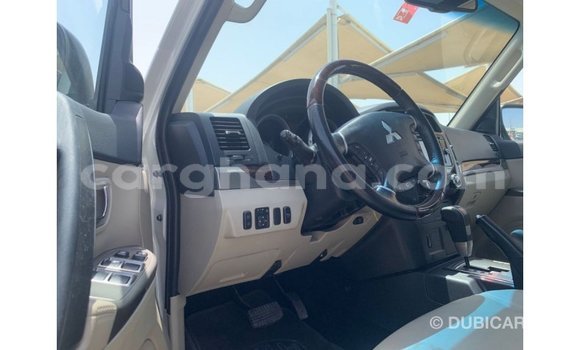 Ra Imported Mitsubishi Pajero funfun Ọkọ̀ in Import - Dubai ni Ashanti Ra Imported Mitsubishi Pajero funfun Ọkọ̀ in Import - Dubai ni Ashanti