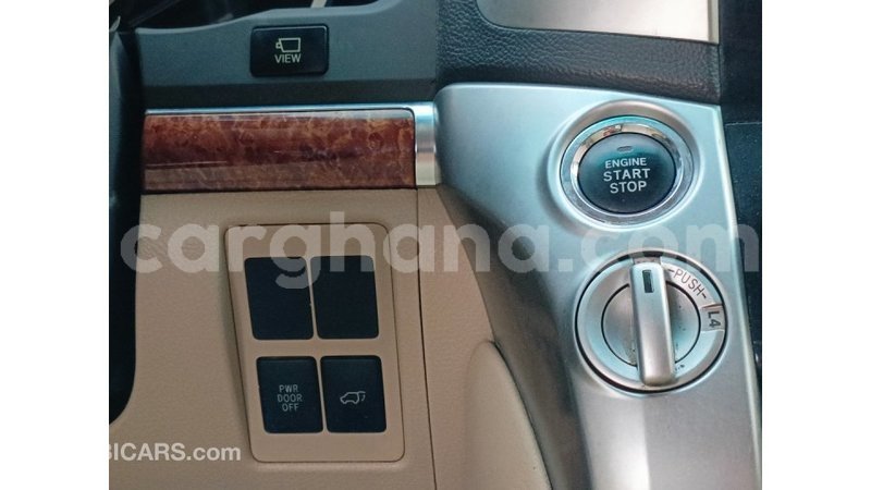 Big with watermark toyota land cruiser ashanti import dubai 48416