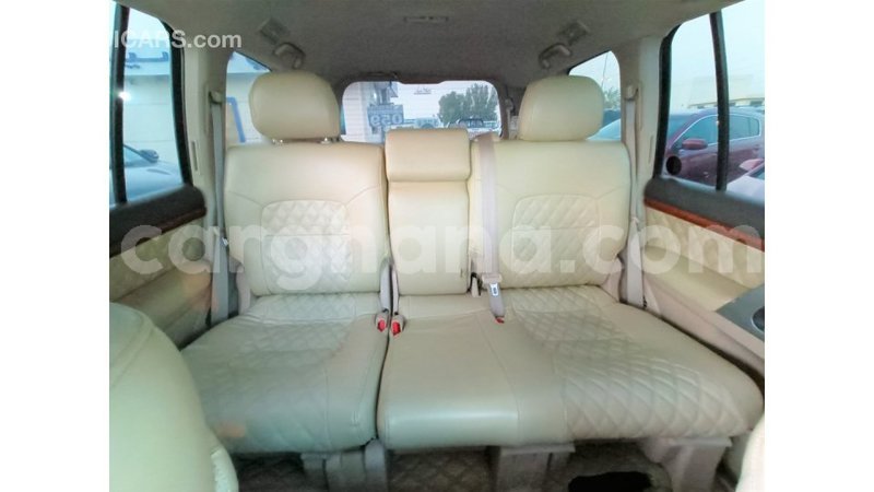 Big with watermark toyota land cruiser ashanti import dubai 48416