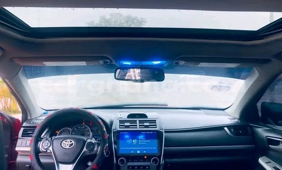 Sayi Na hannu Toyota Camry Red Mota in Accra a Greater Accra Sayi Na hannu Toyota Camry Red Mota in Accra a Greater Accra