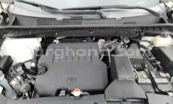 Sayi Na hannu Toyota Highlander White Mota in Accra a Greater Accra Sayi Na hannu Toyota Highlander White Mota in Accra a Greater Accra