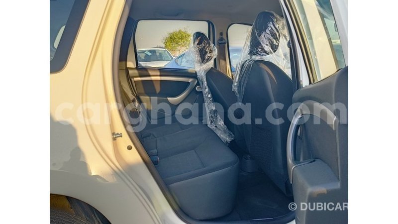 Big with watermark renault duster ashanti import dubai 48454