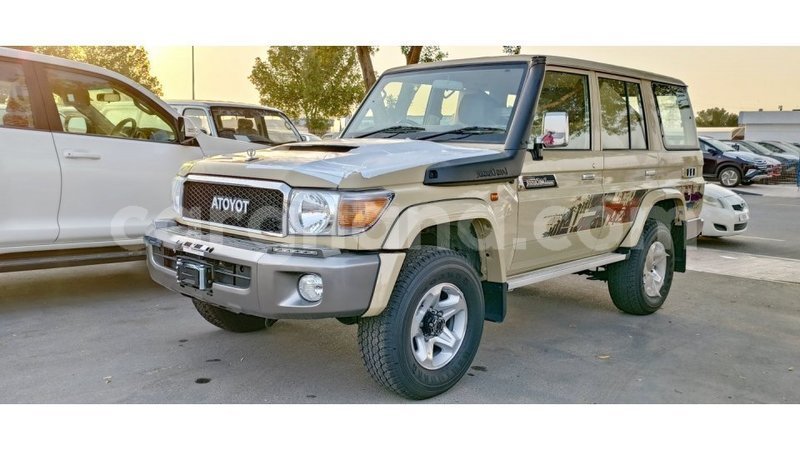 Big with watermark toyota land cruiser ashanti import dubai 48458