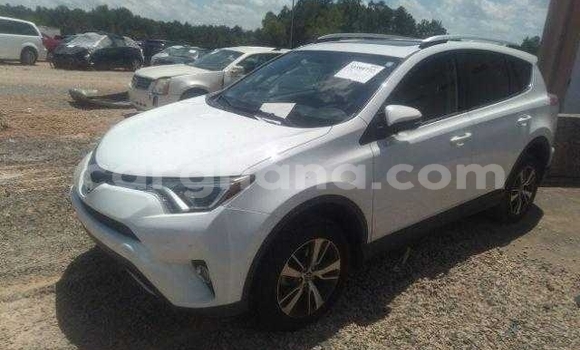 Buy Used Toyota RAV4 White Car in Accra in Greater Accra Buy Used Toyota RAV4 White Car in Accra in Greater Accra
