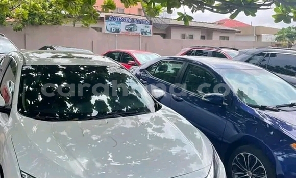 Sayi Na hannu Honda Civic White Mota in Accra a Greater Accra Sayi Na hannu Honda Civic White Mota in Accra a Greater Accra