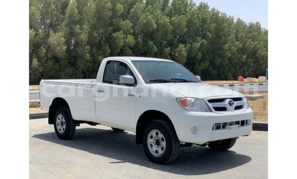 Ra Imported Toyota Hilux funfun Ọkọ̀ in Import - Dubai ni Ashanti Ra Imported Toyota Hilux funfun Ọkọ̀ in Import - Dubai ni Ashanti