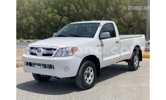 Ra Imported Toyota Hilux funfun Ọkọ̀ in Import - Dubai ni Ashanti Ra Imported Toyota Hilux funfun Ọkọ̀ in Import - Dubai ni Ashanti