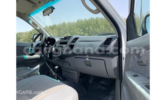 Ra Imported Toyota Hilux funfun Ọkọ̀ in Import - Dubai ni Ashanti Ra Imported Toyota Hilux funfun Ọkọ̀ in Import - Dubai ni Ashanti