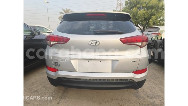 Big with watermark hyundai tucson ashanti import dubai 48499