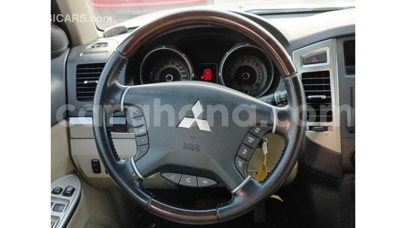 Big with watermark mitsubishi pajero ashanti import dubai 48500