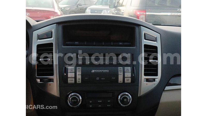 Big with watermark mitsubishi pajero ashanti import dubai 48500