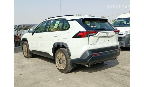 Buy Import Toyota 4Runner White Car in Import - Dubai in Ashanti Buy Import Toyota 4Runner White Car in Import - Dubai in Ashanti