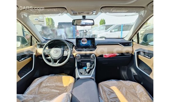 Buy Import Toyota 4Runner White Car in Import - Dubai in Ashanti Buy Import Toyota 4Runner White Car in Import - Dubai in Ashanti