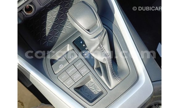 Buy Import Toyota 4Runner White Car in Import - Dubai in Ashanti Buy Import Toyota 4Runner White Car in Import - Dubai in Ashanti