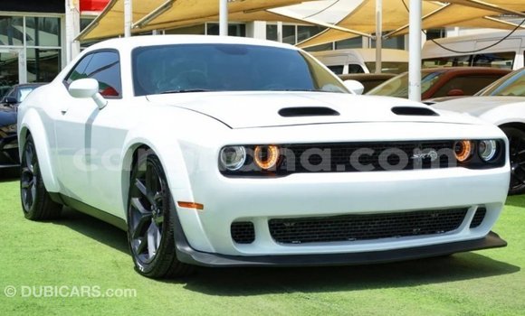 Buy Import Dodge Challenger White Car in Import - Dubai in Ashanti Buy Import Dodge Challenger White Car in Import - Dubai in Ashanti