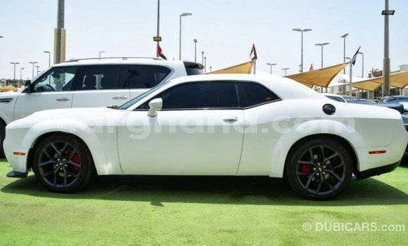 Buy Import Dodge Challenger White Car in Import - Dubai in Ashanti Buy Import Dodge Challenger White Car in Import - Dubai in Ashanti
