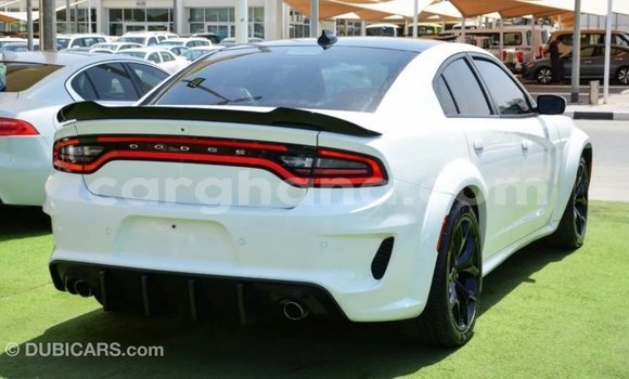 Ra Imported Dodge Charger funfun Ọkọ̀ in Import - Dubai ni Ashanti Ra Imported Dodge Charger funfun Ọkọ̀ in Import - Dubai ni Ashanti