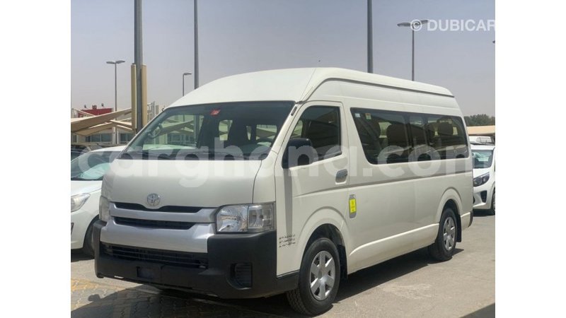 Big with watermark toyota hiace ashanti import dubai 48539