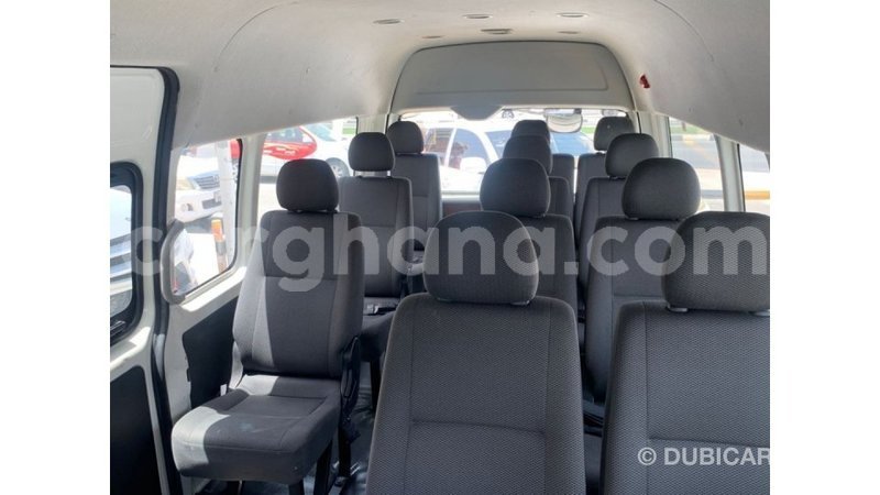 Big with watermark toyota hiace ashanti import dubai 48539