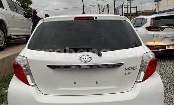 Sayi Na hannu Toyota Yaris White Mota in Accra a Greater Accra Sayi Na hannu Toyota Yaris White Mota in Accra a Greater Accra