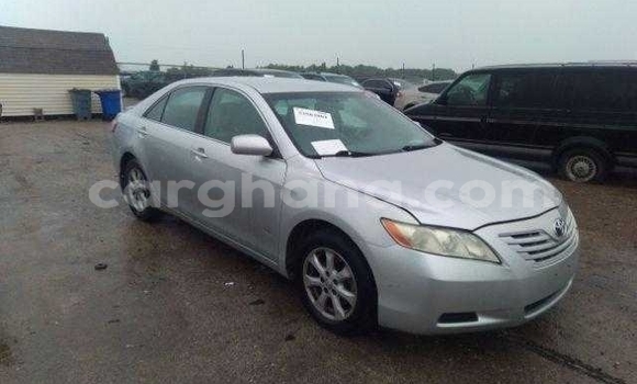 Sayi Na hannu Toyota Camry Azurfa Mota in Accra a Greater Accra Sayi Na hannu Toyota Camry Azurfa Mota in Accra a Greater Accra