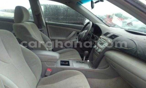 Sayi Na hannu Toyota Camry Azurfa Mota in Accra a Greater Accra Sayi Na hannu Toyota Camry Azurfa Mota in Accra a Greater Accra