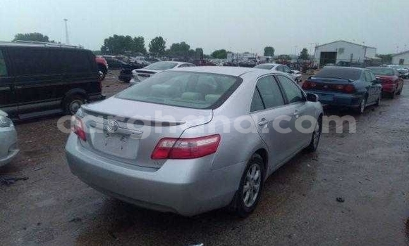 Sayi Na hannu Toyota Camry Azurfa Mota in Accra a Greater Accra Sayi Na hannu Toyota Camry Azurfa Mota in Accra a Greater Accra