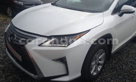 Ra Àlòkù Lexus RX 350 funfun Ọkọ̀ in Accra ni Greater Accra Ra Àlòkù Lexus RX 350 funfun Ọkọ̀ in Accra ni Greater Accra
