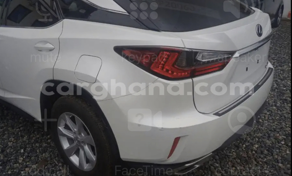 Ra Àlòkù Lexus RX 350 funfun Ọkọ̀ in Accra ni Greater Accra Ra Àlòkù Lexus RX 350 funfun Ọkọ̀ in Accra ni Greater Accra
