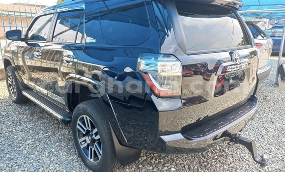 Sayi Na hannu Toyota 4Runner Black Mota in Accra a Greater Accra Sayi Na hannu Toyota 4Runner Black Mota in Accra a Greater Accra