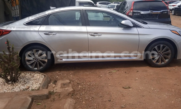 Buy Used Hyundai Sonata Silver Car in Accra in Greater Accra Buy Used Hyundai Sonata Silver Car in Accra in Greater Accra