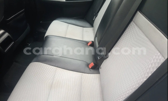 Ra Àlòkù Toyota Camry Silver Ọkọ̀ in Accra ni Greater Accra Ra Àlòkù Toyota Camry Silver Ọkọ̀ in Accra ni Greater Accra