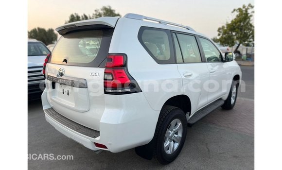 Sayi Imported Toyota Prado White Mota in Import - Dubai a Ashanti Sayi Imported Toyota Prado White Mota in Import - Dubai a Ashanti