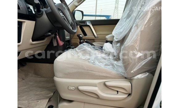 Sayi Imported Toyota Prado White Mota in Import - Dubai a Ashanti Sayi Imported Toyota Prado White Mota in Import - Dubai a Ashanti