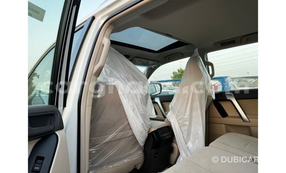 Sayi Imported Toyota Prado White Mota in Import - Dubai a Ashanti Sayi Imported Toyota Prado White Mota in Import - Dubai a Ashanti