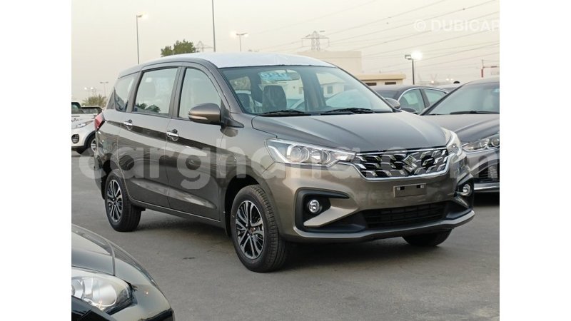 Big with watermark suzuki ertiga ashanti import dubai 48586