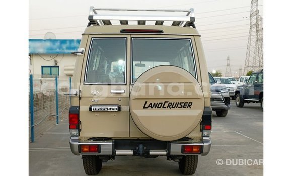 Buy Import Toyota Land Cruiser Beige Car in Import - Dubai in Ashanti Buy Import Toyota Land Cruiser Beige Car in Import - Dubai in Ashanti