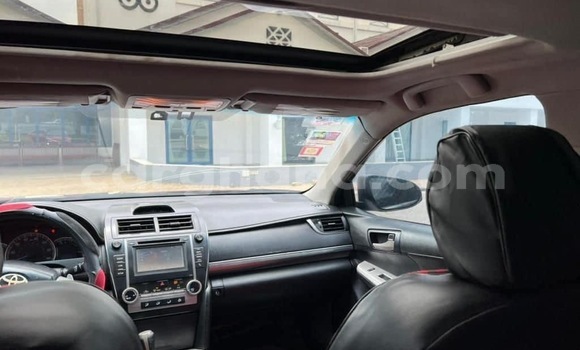 Sayi Na hannu Toyota Camry Red Mota in Accra a Greater Accra Sayi Na hannu Toyota Camry Red Mota in Accra a Greater Accra