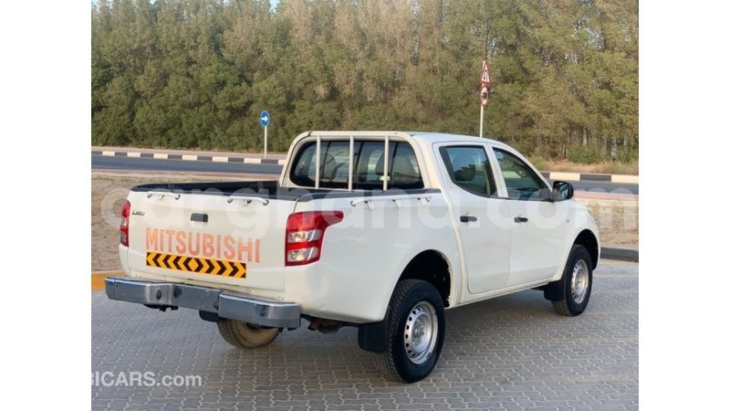 Big with watermark mitsubishi l200 ashanti import dubai 48618