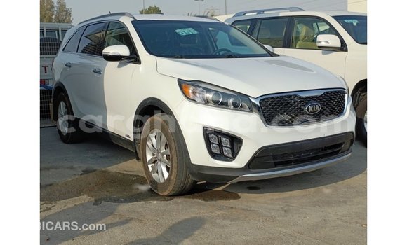 Buy Import Kia Sorento White Car in Import - Dubai in Ashanti Buy Import Kia Sorento White Car in Import - Dubai in Ashanti