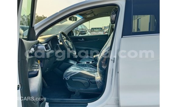 Buy Import Kia Sorento White Car in Import - Dubai in Ashanti Buy Import Kia Sorento White Car in Import - Dubai in Ashanti