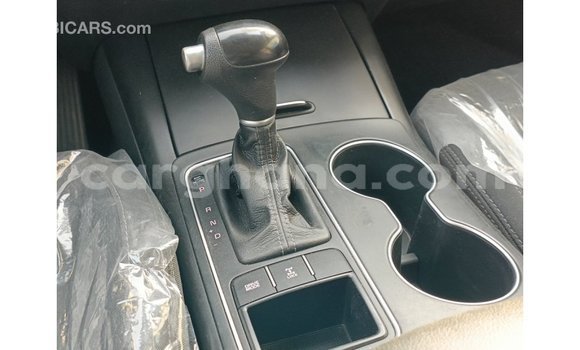 Buy Import Kia Sorento White Car in Import - Dubai in Ashanti Buy Import Kia Sorento White Car in Import - Dubai in Ashanti