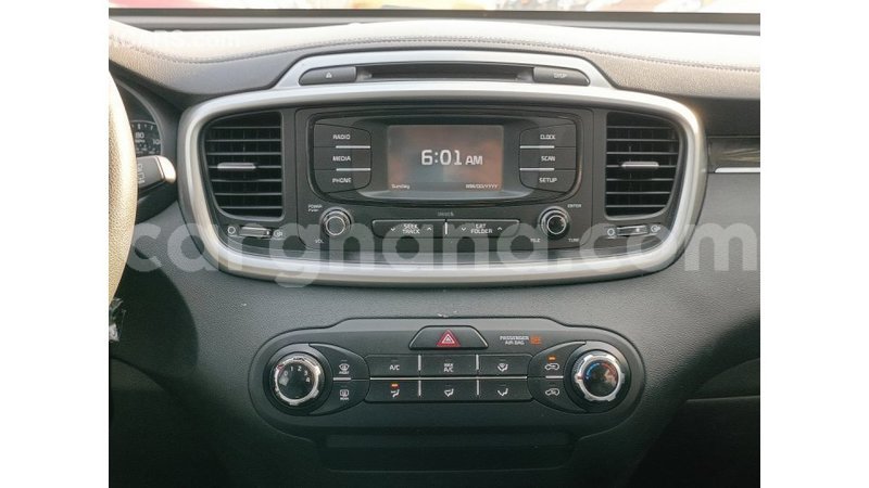 Big with watermark kia sorento ashanti import dubai 48620